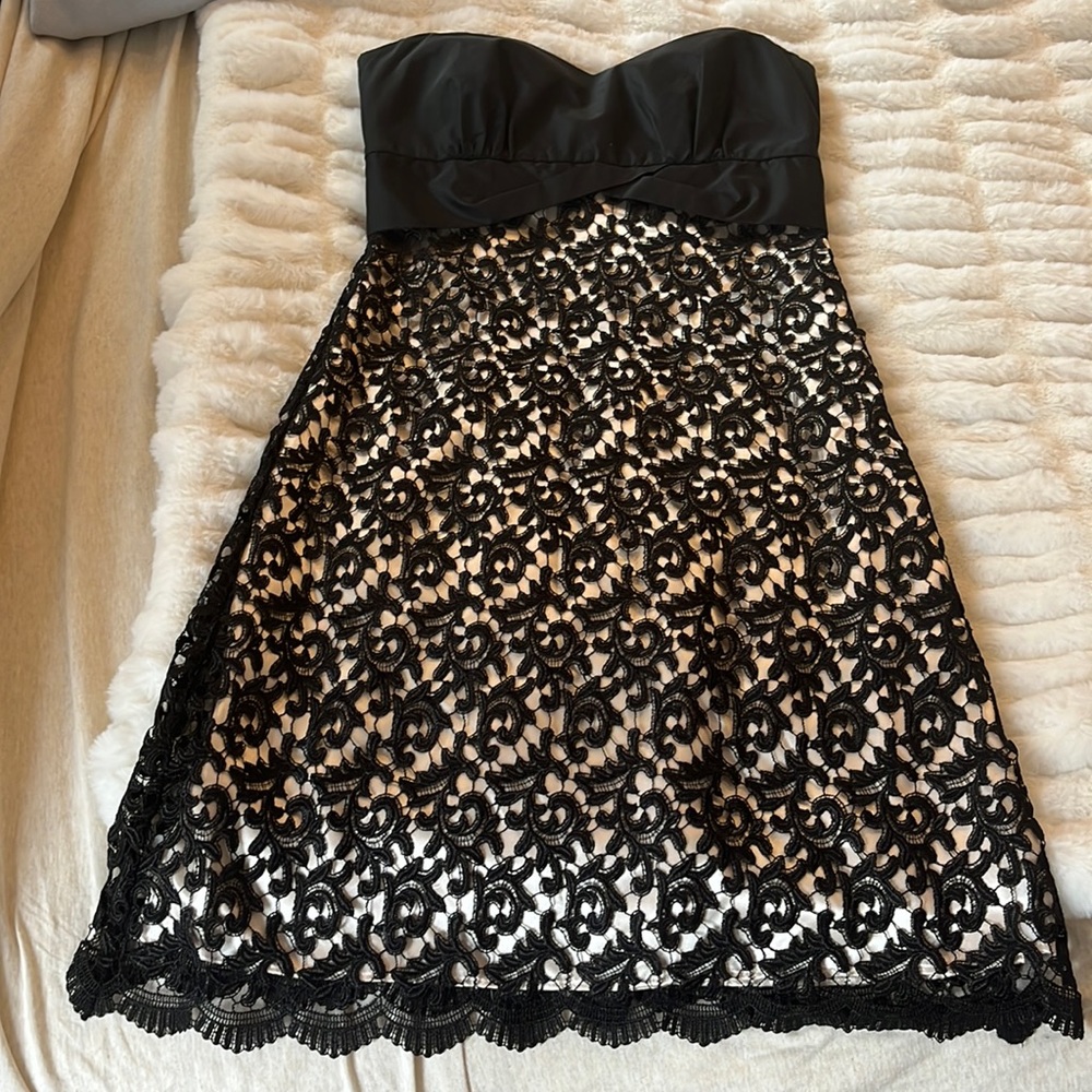 black mess dress